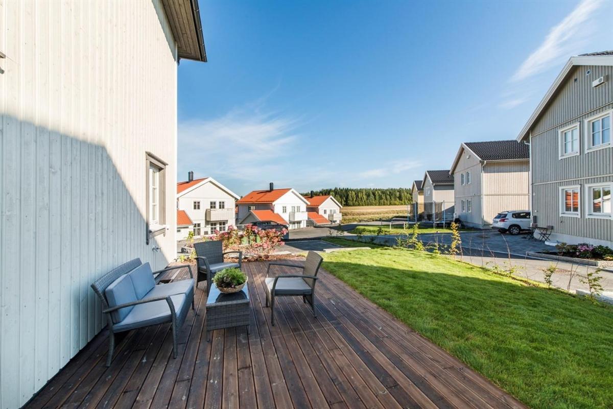 Villa Relax - Near Lillestrom, Ahus, Oslomet - Kjeller, Strommen, Lorenskog And Oslo Exterior photo